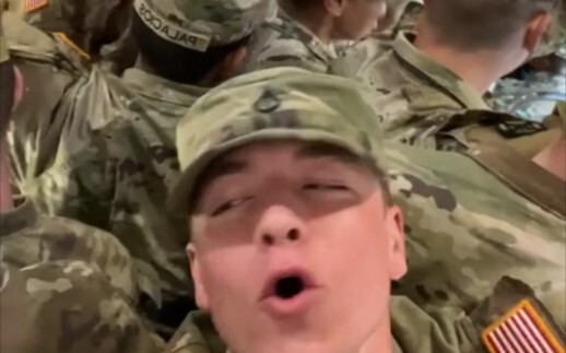 U.S. soldier raps “SpongeBob SquarePants,” leaving Putin trembling with fear.