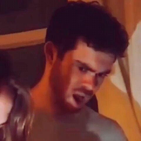 Suýt nữa thì tin rồi