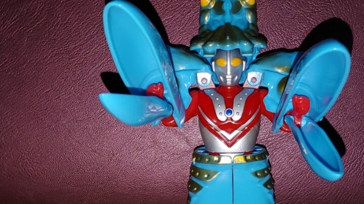 That adult's true identity is actually Baltan? - Pirated Toy Review