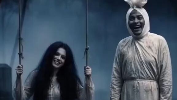 hari pertama bebas hantu ini malah over bahagia