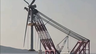 "Công nghiệp nặng Hoa Quốc: Một cần cẩu mở cổng trời"