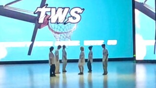 tws《plot twist》校园毕业晚会舞台，超绝活力喵喵喵╰(*´︶`*)╯