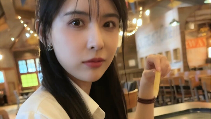 女生的手都很好看吗？