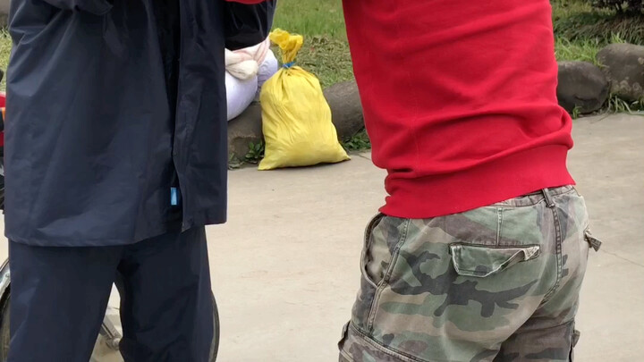 A Huolala driver didn’t get a Ducati ride—no way!!!