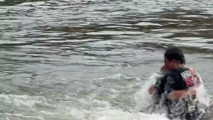 Kedatangan ini benar-benar membuatku tak siap.