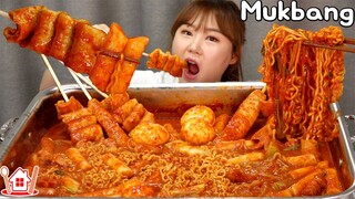 추억의 철판떡볶이 먹방 라면사리, 쫄면사리, 계란, 꼬치 어묵도 같이 Mukbang