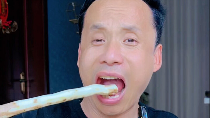 Challenging myself to eat raw Chinese yam