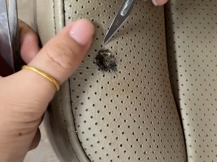 Sửa ghế ô tô bị bỏng: Xem thợ làm đẹp nội thất kiếm hơn 500 tệ/ngày, hiệu quả sửa ghế ra sao?