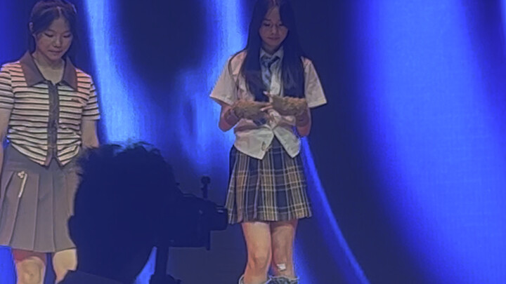 I also have a straight-shot camera! Please don’t doubt that I am not a junior high school student!