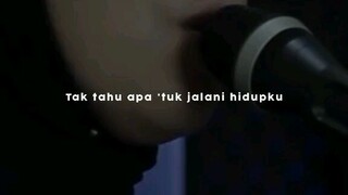 bukan ku tak punya harga diri tapi di rimu begitu berarti kau lah napas ku engkau lah napas ku kau
