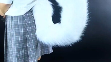 Aku benar-benar tumbuh ekor!