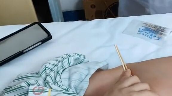 这个血抽的真费劲为了今天能抽血顺利昨天还吃那么多肉结果还是白瞎_医院