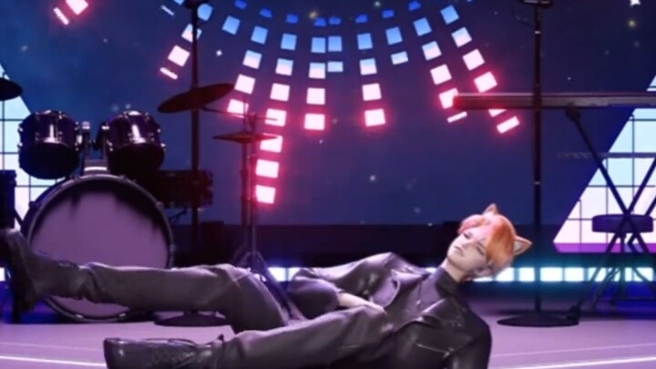 Dynamic dance moves have the whole audience in stitches.