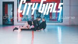 Karya Koreografi Bobo & Gugup "City Girls"