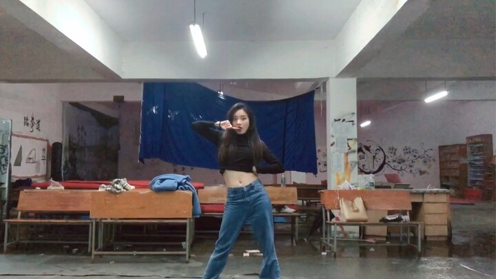 [Still the familiar background Mamamoo-gogobebe cover] Mamamoo will cry and splice it with 50 cents,