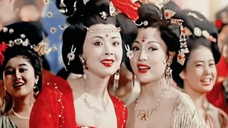 Maaf, dulu pembantu tinggal mengambil jepit rambut dan memberikannya kepada seseorang.