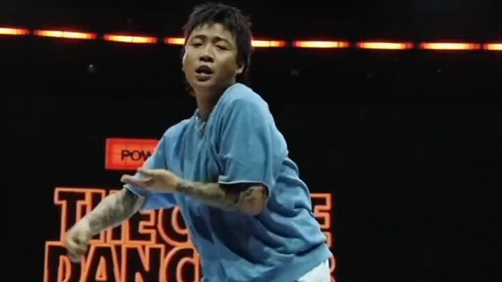 肖杰不愧是世界街舞冠军，鬼知道我看了多少遍啊！#大展鸿图#街舞