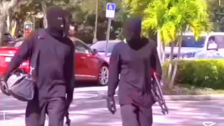 لكل مهنة تخصصها، ولا أحد ينجح بسهولة دون جهد.