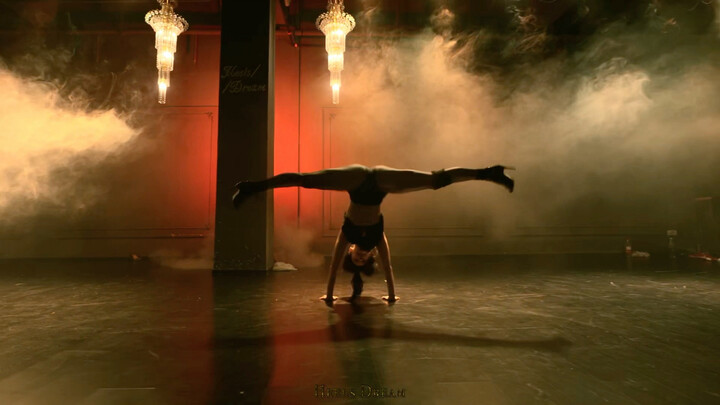 รองเท้าส้นสูง ใส่ส้นสูงเล่นกายกรรม