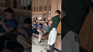 Kira-kira acil Kb lagi ngomong apa nihhh