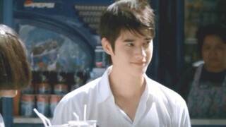 ทุกครั้งที่คุณมองฉัน ฉันก็จะแสร้งทำเป็นมองไปทางอื่น และเมื่อคุณมองไปทางอื่น ฉันก็จะมองคุณเสมอ #รักสอ