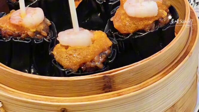 จี้วอลเลย์บอลบอย js smile! แค่สองผมก็ร้อนเกินไป!