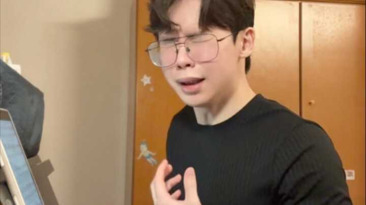 Giáo viên chưa tập đàn thì làm mẫu thế nào?