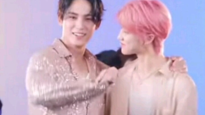 [Gui Ba] Ever since my wife dyed her hair, the air has turned pink too!