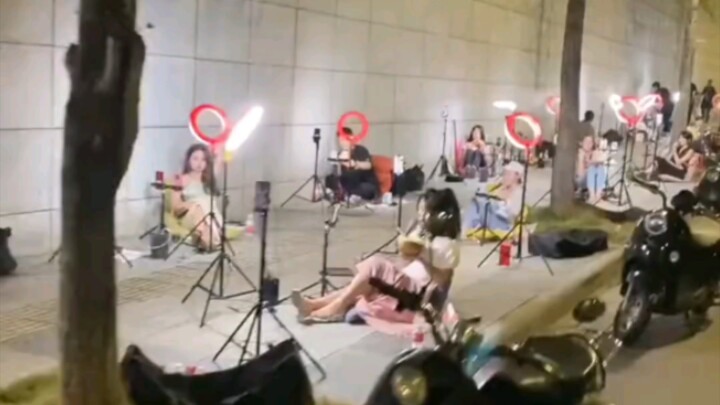 Why is everyone livestreaming on the street?