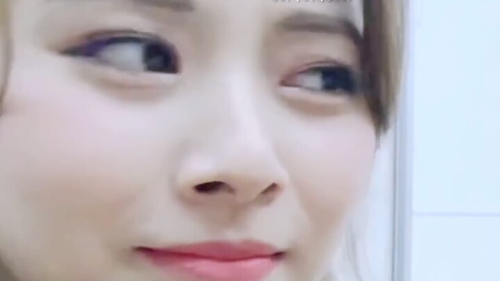 Obsesi Jiu Tu terhadap bahasa Mandarin (Subtitle Mandarin)