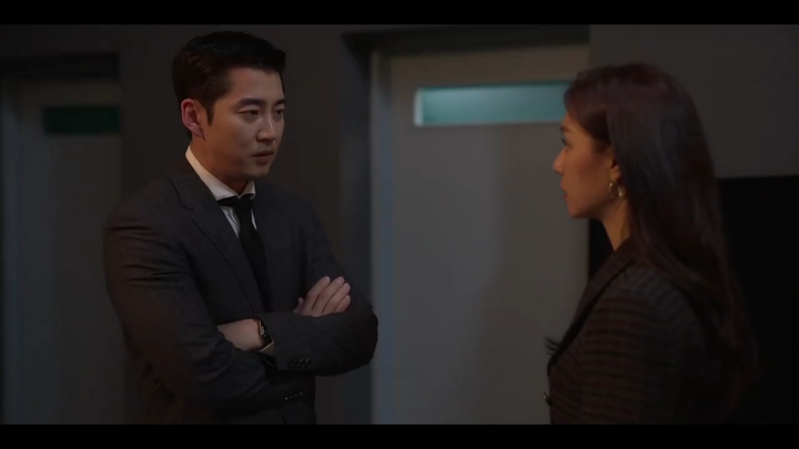 [Yin Qixiang] "It's okay to quarrel, but don't mention breaking up", hahahaha... That's weird! I wan