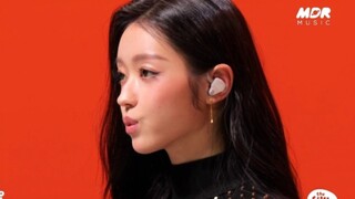 Toàn bộ đều xuất sắc! YooA Lưu Thị Ngã livestream hai mươi phút mở hết mic hát live ca khúc mới!