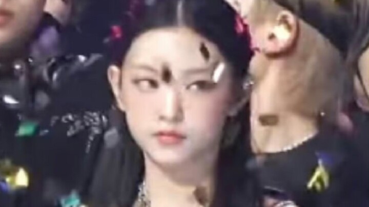 【هارين】إذن هذه هي قدرات هارين الراقصة الرئيسية في فرقة نيوجينز الحقيقية