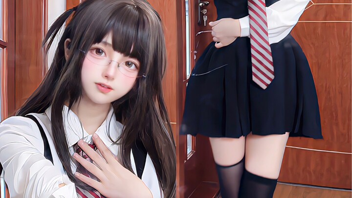 The glasses-wearing senior sister is just too awesome!