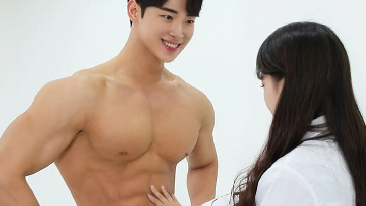 Can a high school girl resist laughing when faced with a muscular hunk?