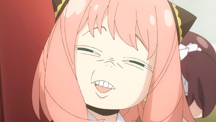 "Provoking the second son point-blank, Gua Shen directly feeds Damian dog food—Anya, aren't you real