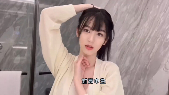 My girlfriend spent a lot of money on fake bangs (srds I still think she is more beautiful without b