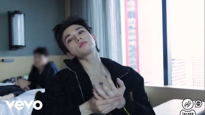 Hyunjin - Werewolf [Official FMV]