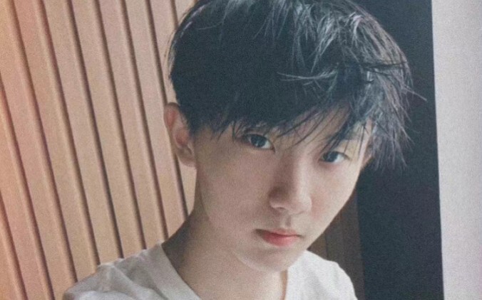 [Ma Jiaqi] This girl group's dance moves were pretty fierce back in the day, huh?