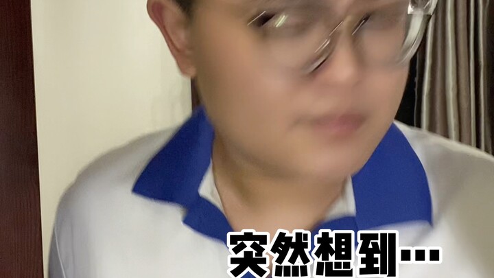 من أجل أن أتمكن من الخروج واللعب قليلاً، مدحت أصدقائي حتى كادوا يتفاخرون بأنفسهم.