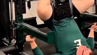 Penilaian Tingkat Bencana di Gym (Dua Puluh Tujuh)