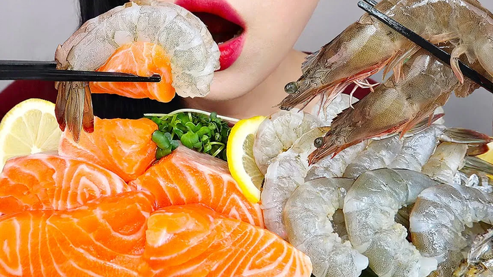 ASMR RAW SALMON SHRIMP HWEH MUKBANG กุ้ง Sashimi Salmon Sashimi Mukbang ไม่มีเสียงกิน