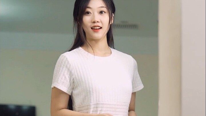 الجمال ليس ذنبًا أصليًا، بل القدح والتحيز هما الذنبان.