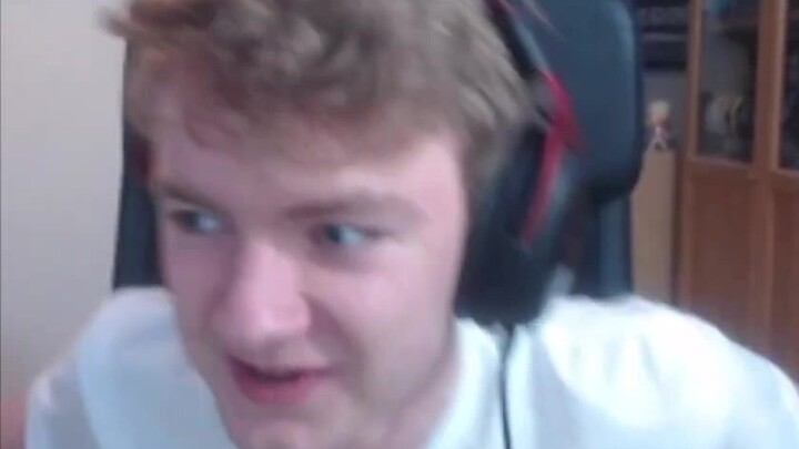 【Lama】Tommy langsung berhenti streaming dengan kecepatan cahaya demi mengerjakan PR!