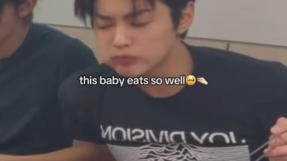 Cortis Keonho eat well