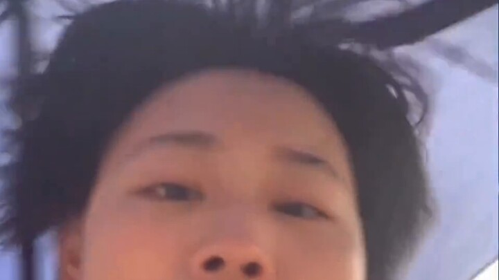 It turns out that the weather is also different: in addition to sadness and joy, the weather is also