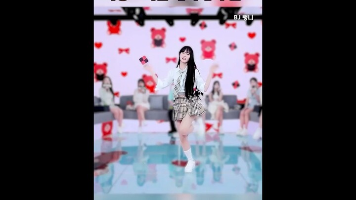 K-Pop Beauty That Steals the Spotlight #kpop #girl #dance
