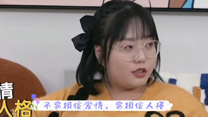 “如果你放不下一个人，怀念的是他的性格、人品，那么我建议你回头 ；如果你舍不得的只是，那些美好的回忆幸福时光 ，那我请你务必向前走。”