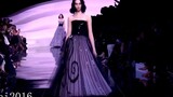 [Fashion] Gaun Ungu Fantastis dari Armani