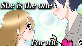 Khi tôi trốn dưới gầm giường, tôi để ý thấy bạn gái của mình đang làm... gì đó... khi cô ấy cởi hết